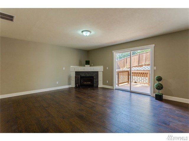 For Sale: 12103 128th St Ct E Puyallup, WA 98374