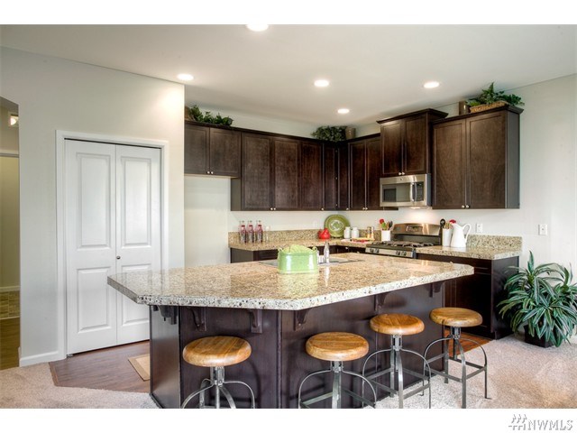 For Sale: 8022 E 167th St Ct #43 Puyallup, WA 98375