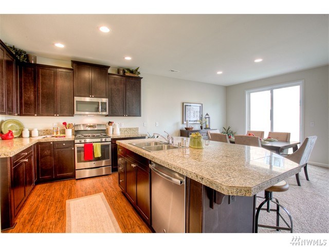 For Sale: 8022 E 167th St Ct #43 Puyallup, WA 98375
