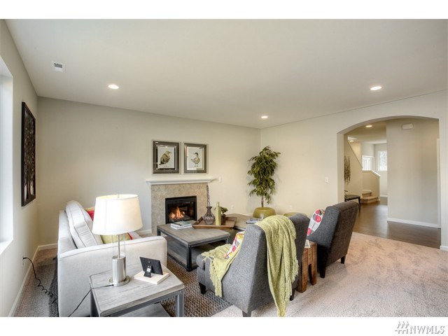 For Sale: 8022 E 167th St Ct #43 Puyallup, WA 98375