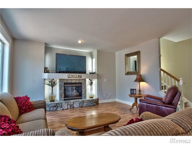 For Sale: 15419 67th Av Ct E Puyallup, WA 98375