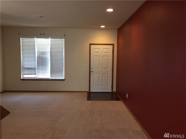 For Sale: 17628 74th Av Ct E Puyallup, WA 98375