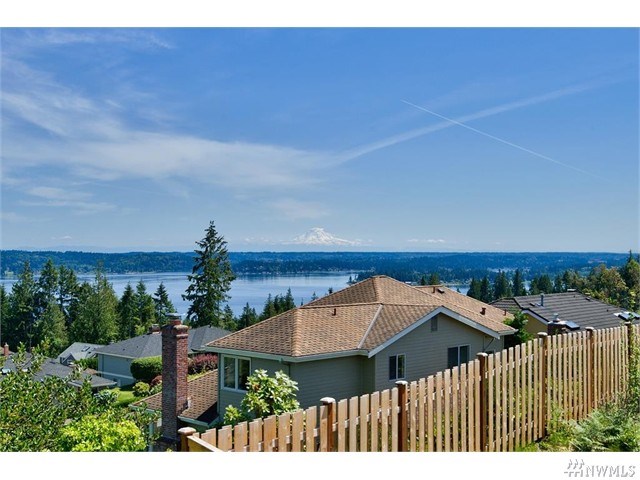 For Sale: 5084 NW Ebony Ct Silverdale, WA 98383