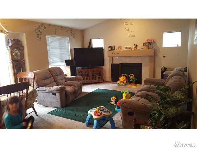For Sale: 18623 17th Ave E Spanaway, WA 98387