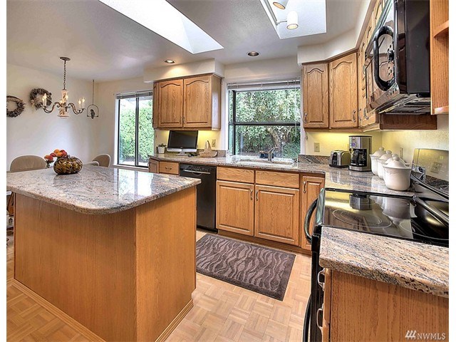 69 Silver Beach Dr