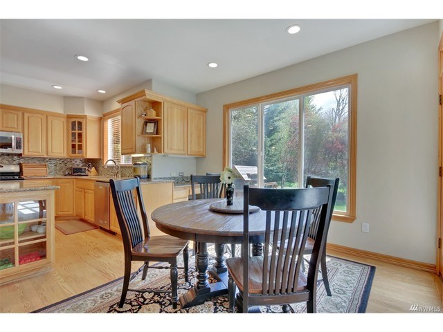 17513 Driftwood Dr E