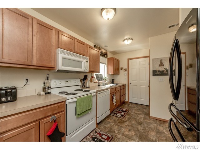 For Sale: 18413 104th St Ct E Bonney Lake, WA 98391