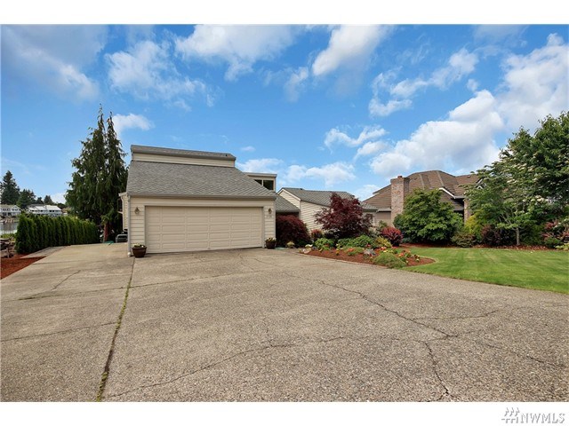 For Sale: 2728 202nd Av Ct E Bonney Lake, WA 98391