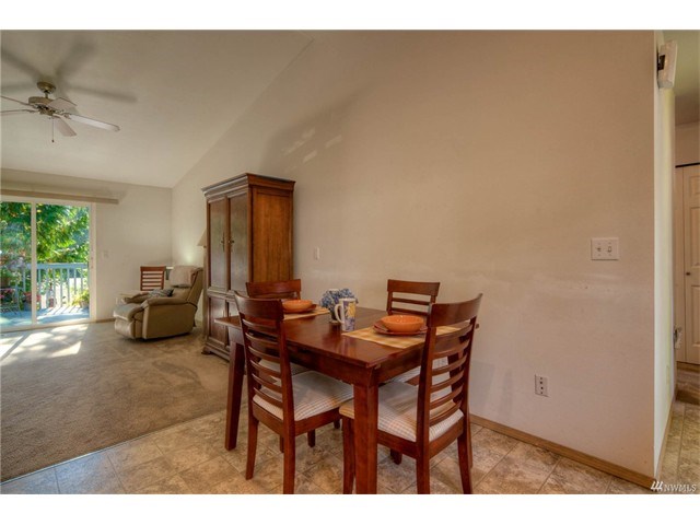20206 La Paloma Dr E