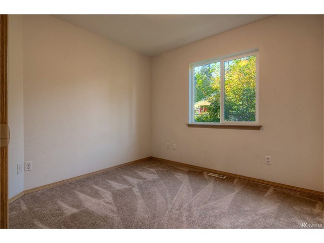 20206 La Paloma Dr E