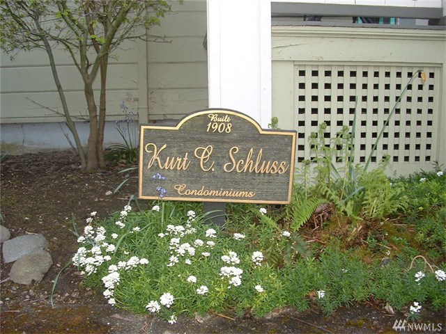 For Sale: 318 N J St #A Tacoma, WA 98403
