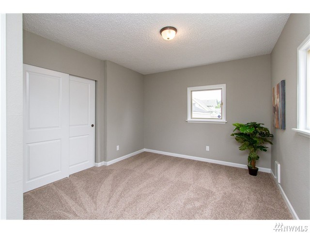 For Sale: 3620 E Howe St Tacoma, WA 98404