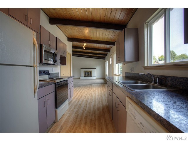 For Sale: 1452 S Cedar St Tacoma, WA 98405