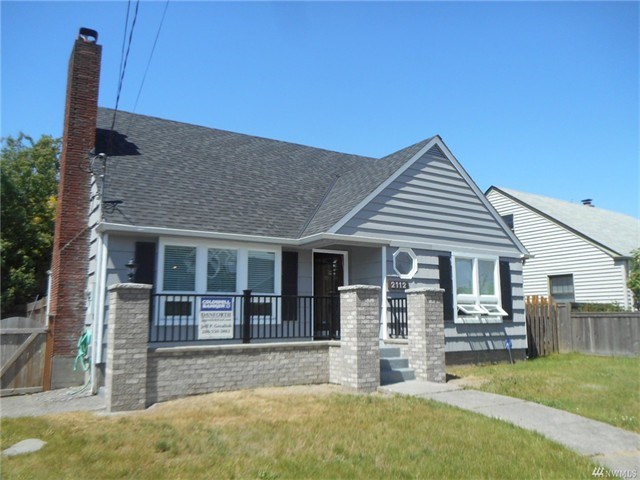 2121 N Shirley St