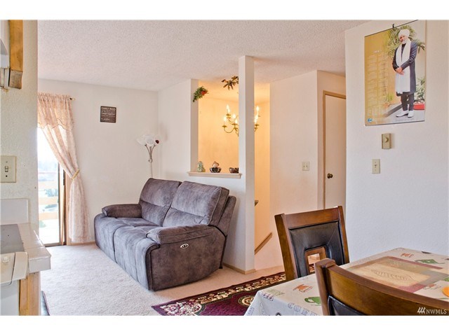 4961 Main St #510