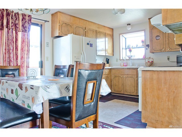 4961 Main St #510