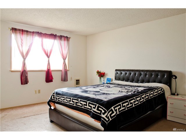 4961 Main St #510