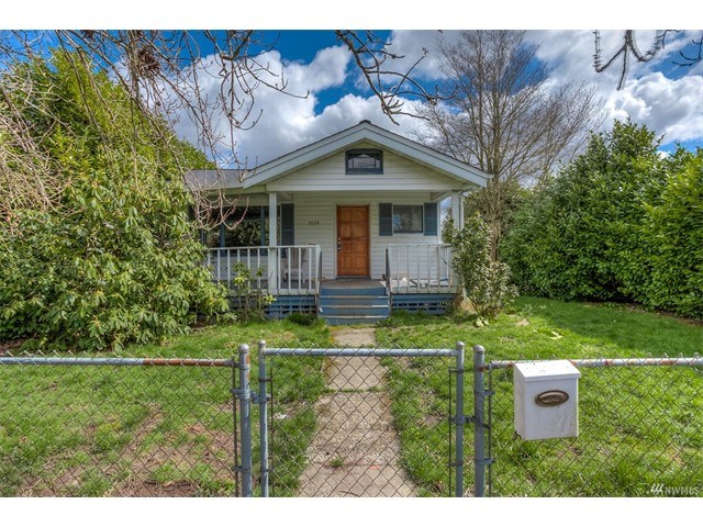 312 S Ln