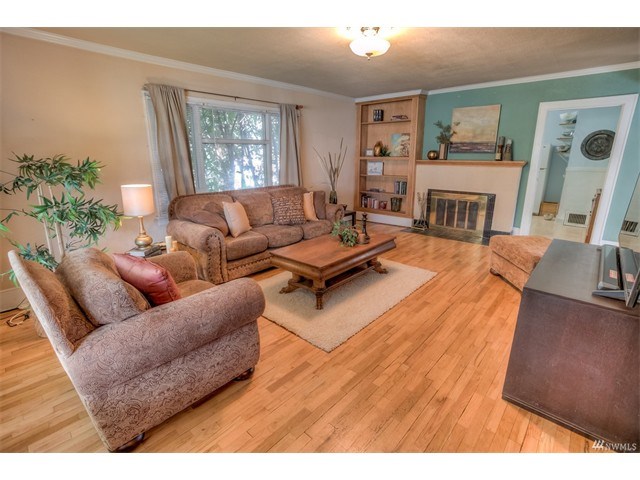 312 S Ln