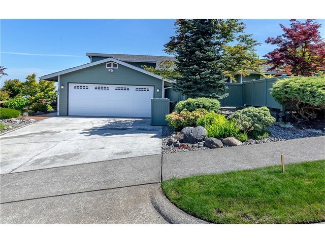 For Sale: 1871 Hillside Dr NE Tacoma, WA 98422
