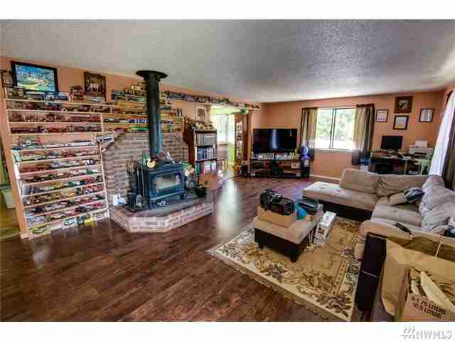 For Sale: 4901 30th St NE Tacoma, WA 98422