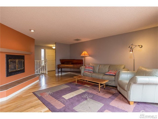 For Sale: 3915 Blossom Dr NE Tacoma, WA 98422