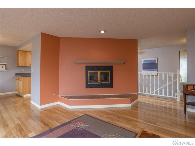 For Sale: 3915 Blossom Dr NE Tacoma, WA 98422