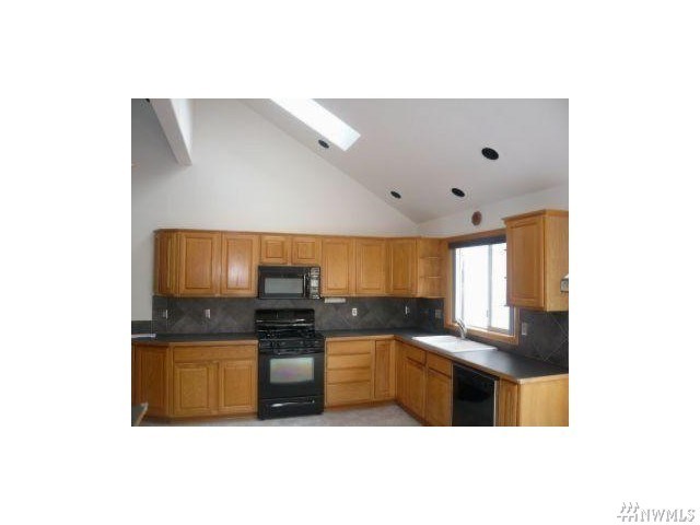 For Sale: 2816 Galleon Cir NE Tacoma, WA 98422