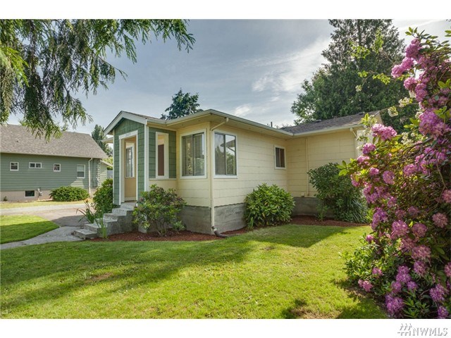 For Sale: 2609 54th Ave E Tacoma, WA 98424
