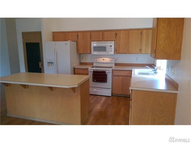 For Sale: 1323 131st St Ct E Tacoma, WA 98445