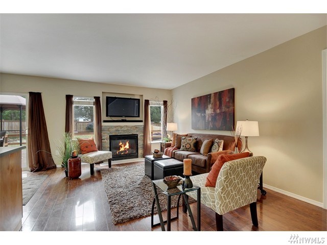 For Sale: 11009 37th Av Ct E Tacoma, WA 98446