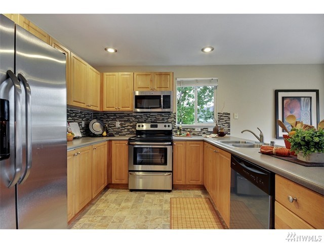 For Sale: 11009 37th Av Ct E Tacoma, WA 98446