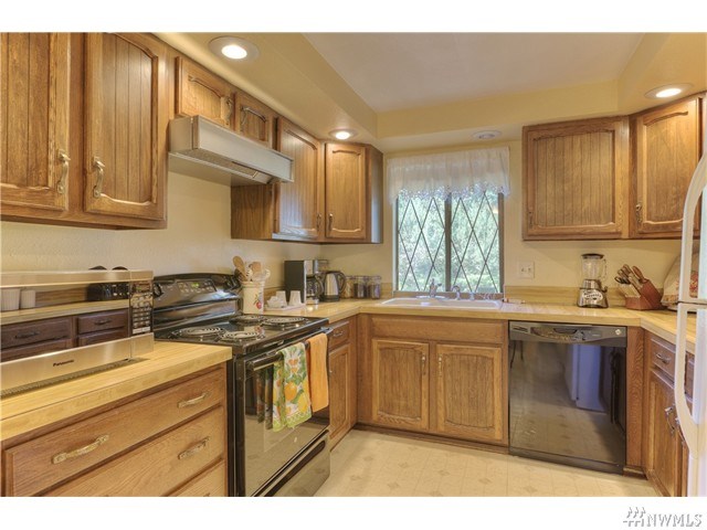 For Sale: 5316 Cirque Dr W University Place, WA 98467