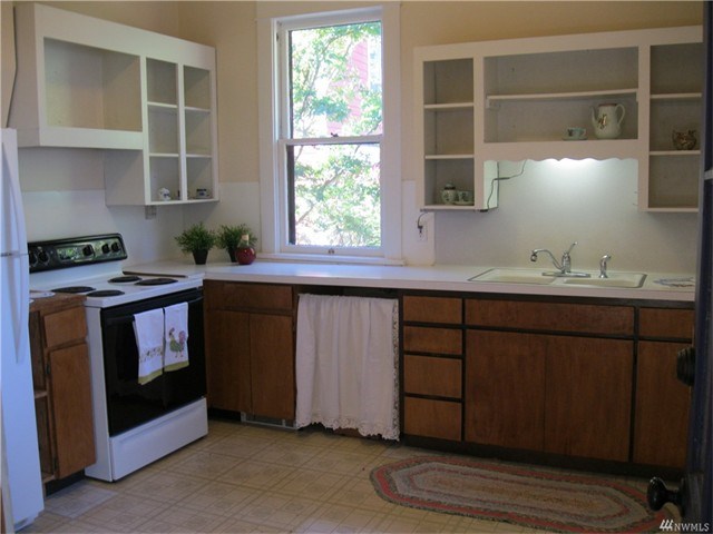 1322 8th Ave SE