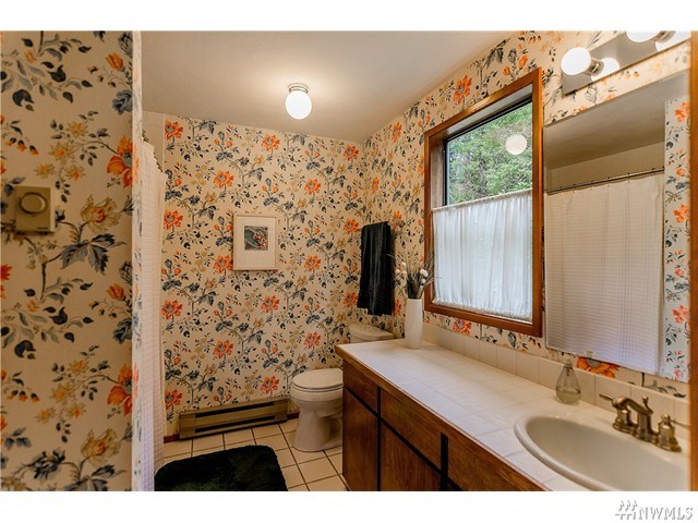For Sale: 4725 Ashram Ln NW Olympia, WA 98502