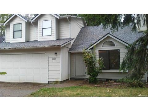 4704 Belair Dr SE