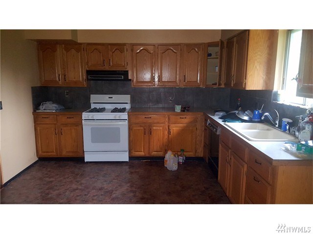 For Sale: 2406 Maxine St SE Lacey, WA 98503