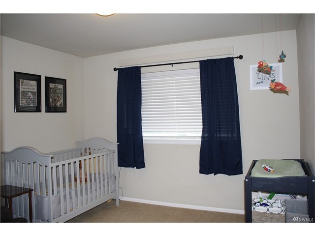 4426 Roxanna Lp SE