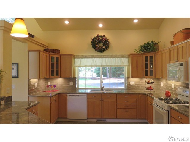 For Sale: 3711 Stead Ln NE Olympia, WA 98506