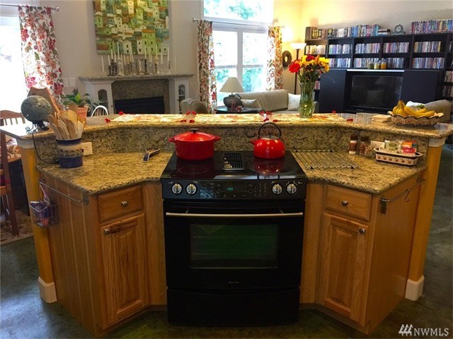 For Sale: 1320 Quince St NE Olympia, WA 98506