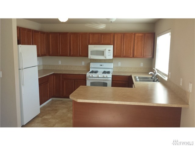 For Sale: 6410 Brycen Ln SW #B Olympia, WA 98512