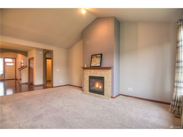 1203 Skyridge Dr SE