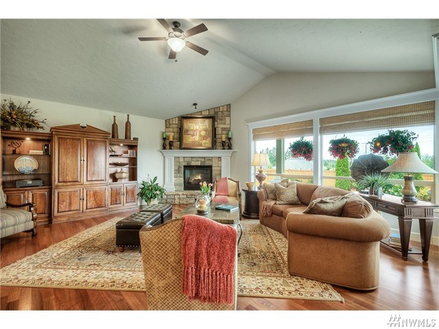 For Sale: 2040 Wingate Dr SE Olympia, WA 98513