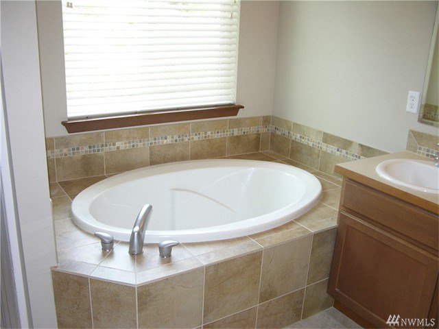 For Sale: 3030 Bella Ct SE Olympia, WA 98513