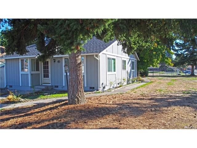 803 Edelweiss Ln SE