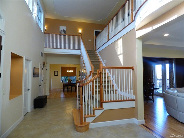 9313 Steamboat Island Rd NW
