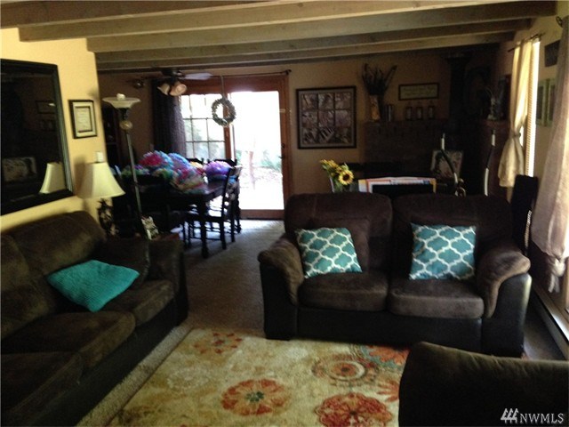 For Sale: 211 E Village View Dr Allyn, WA 98524