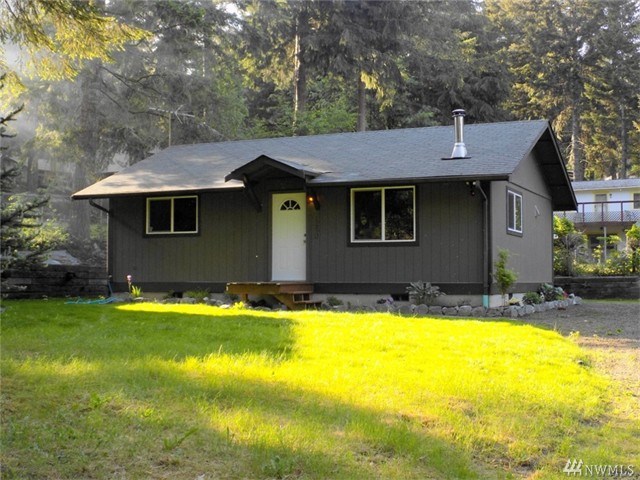 For Sale: 130 NE Galley Way Belfair, WA 98528