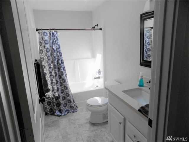 For Sale: 130 NE Galley Way Belfair, WA 98528