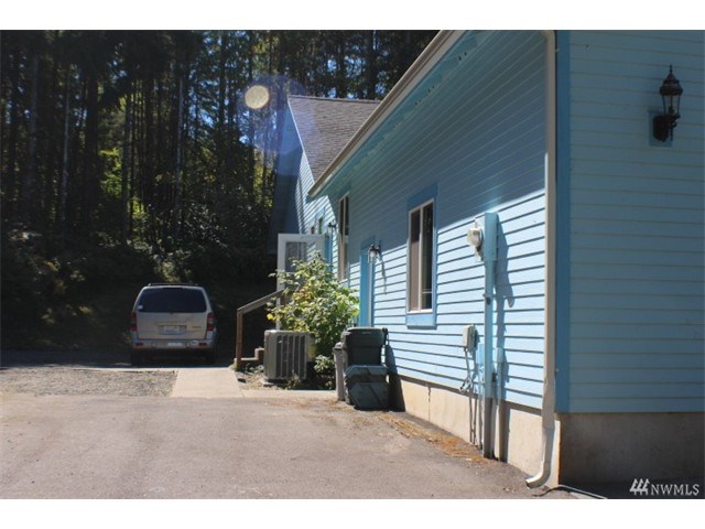 151 Davis Hill Rd
